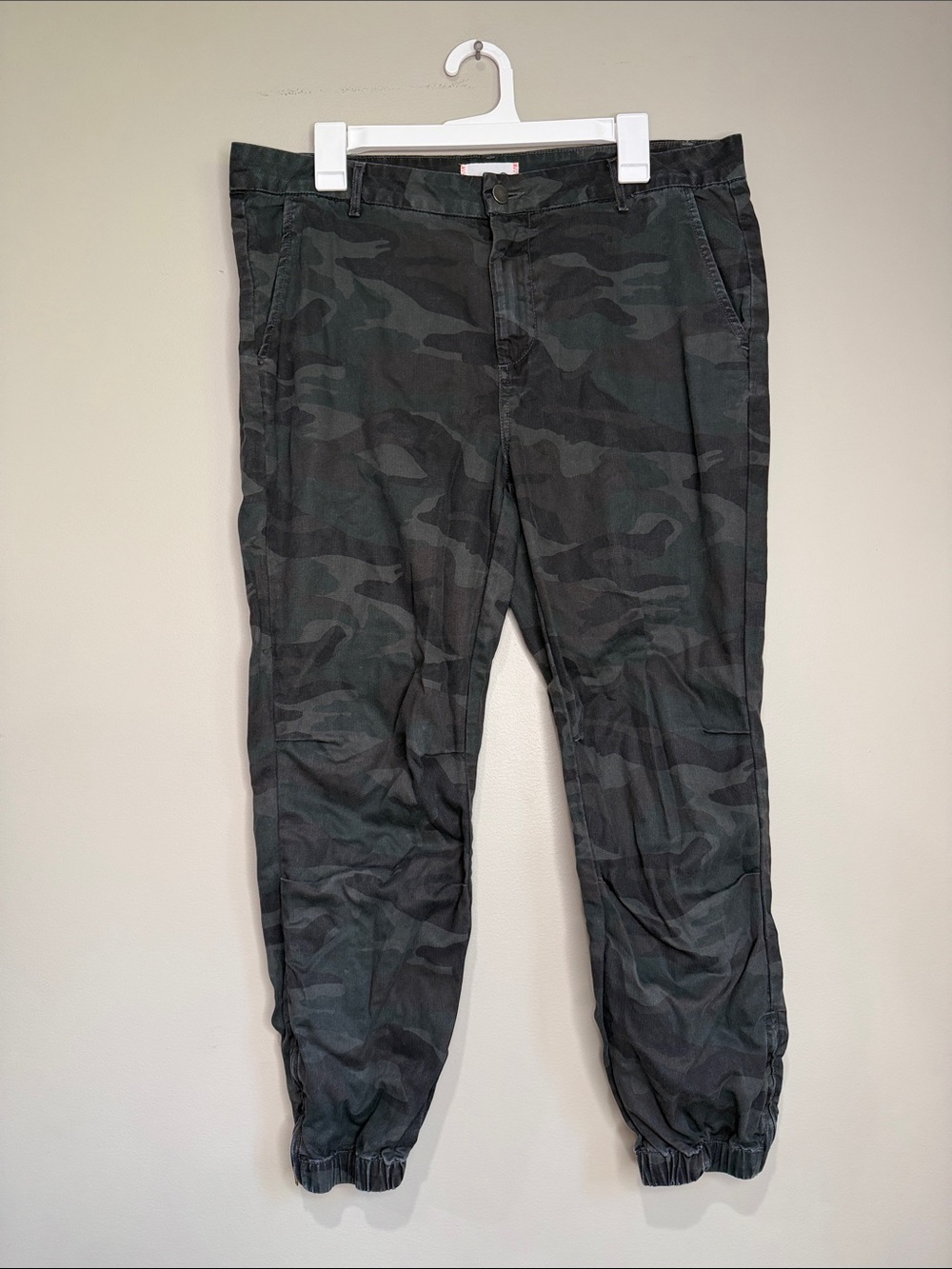 Sundry Camo Cotton Joggers Women’s 31